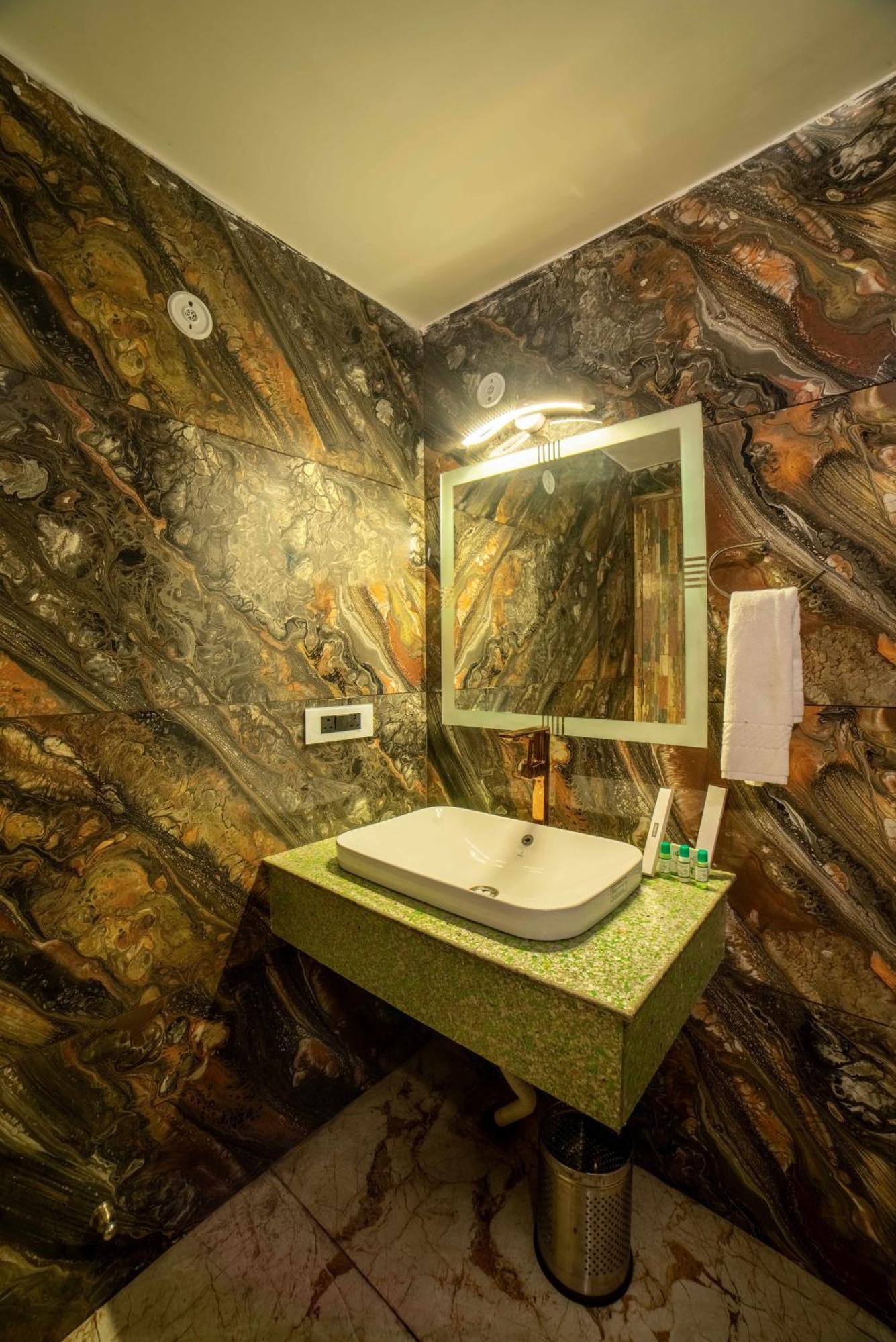 Mudras Grove Resort, Nainital Kültér fotó