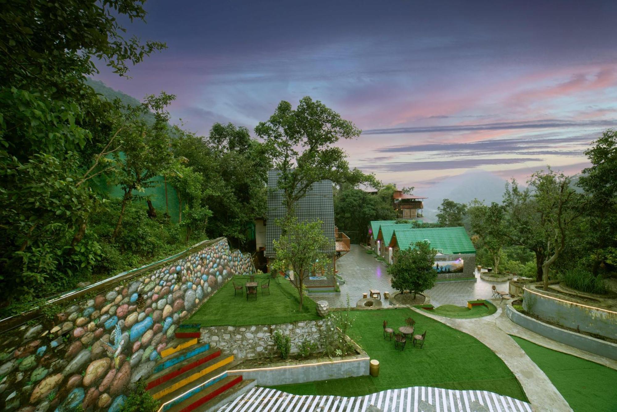 Mudras Grove Resort, Nainital Kültér fotó